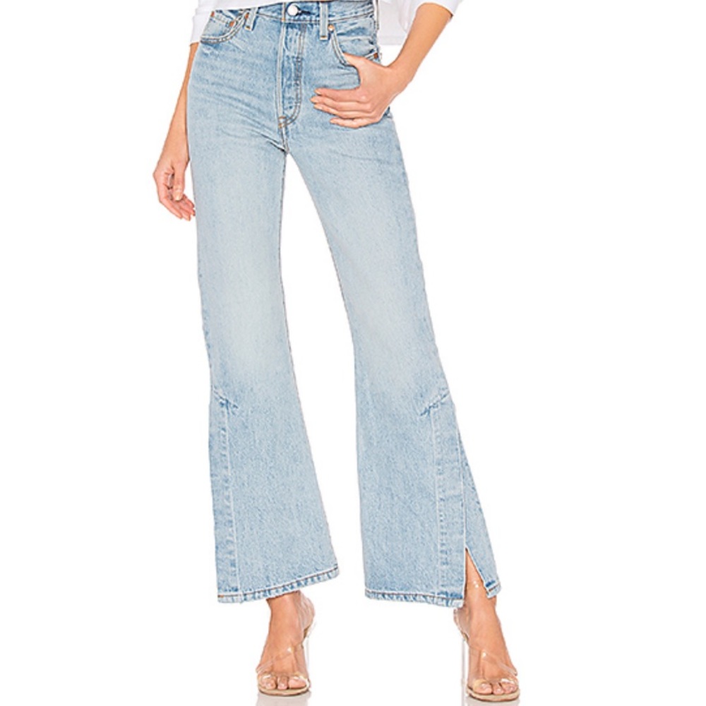 Levi’s Ribcage Split Flare